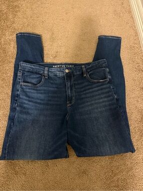 American Eagle Outfitters Women’s Dark Indigo Skinny Jeans